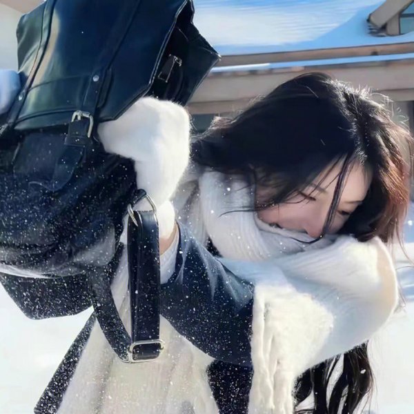 女魔